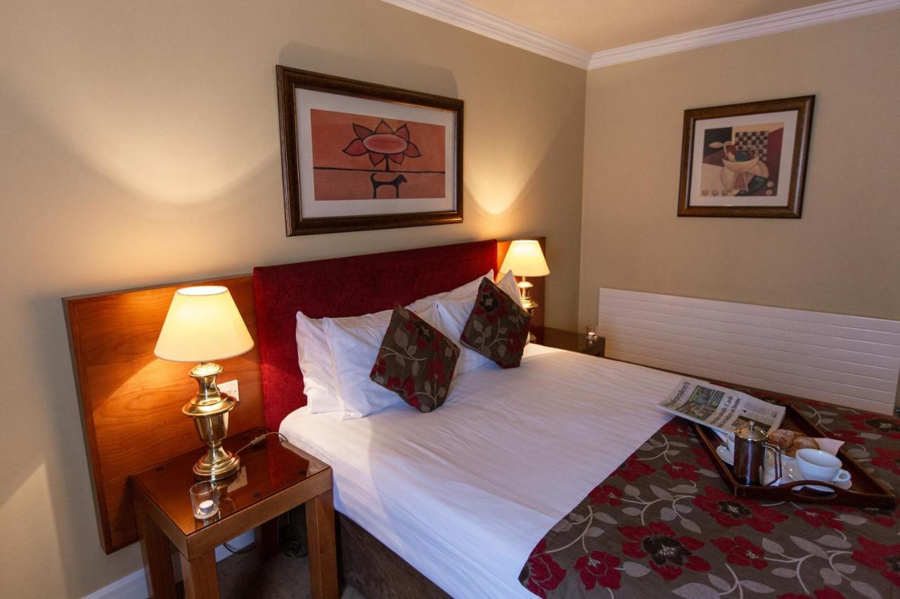 Hamlet Court Hotel Johnstown Bridge