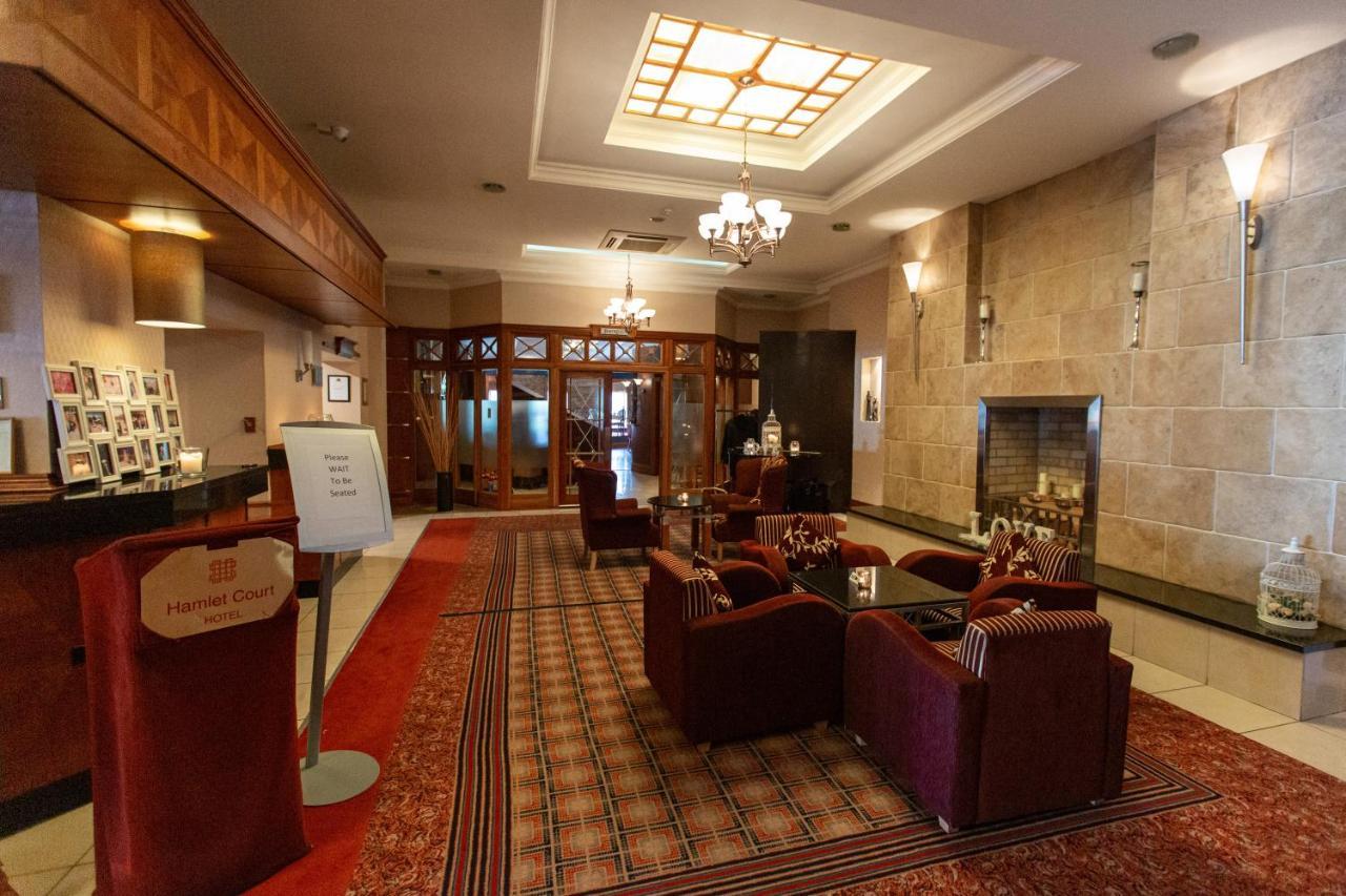 Hamlet Court 3*