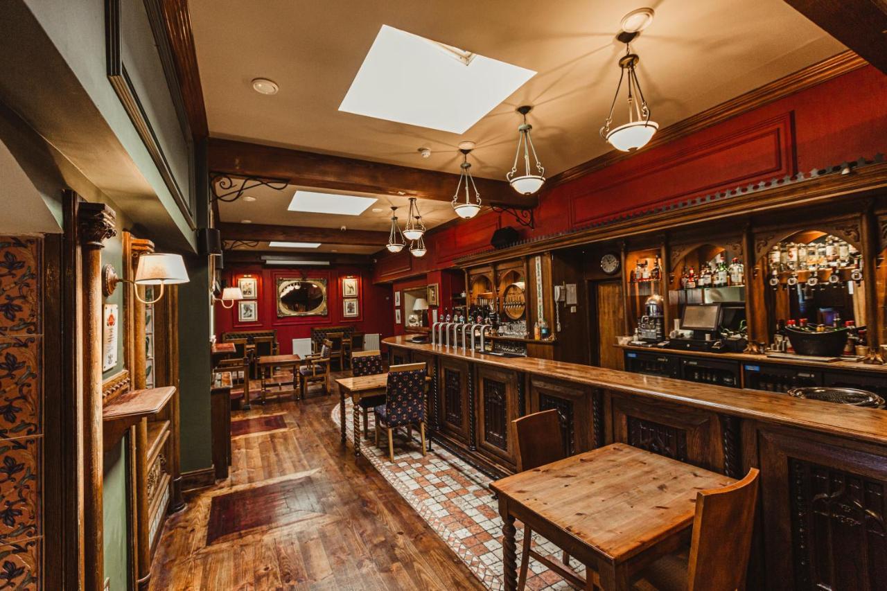 Hamlet Court Hotel 3*